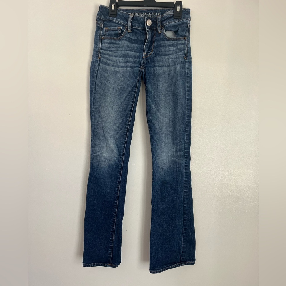 Women’s American Eagle skinny kick super stretch jeans size 00